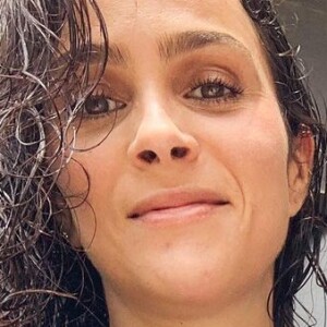 Juliano Cazarré e a esposa, Letícia, estão em São Paulo para o tratamento da filha recém-nascida