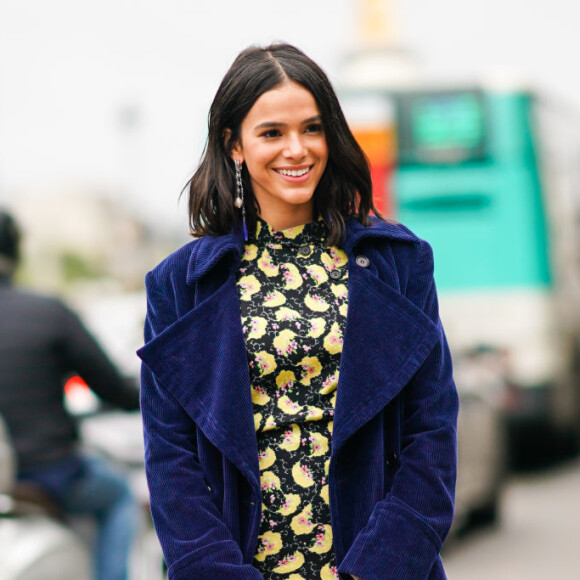 Bruna Marquezine foi escalada para viver Penny, a protagonista feminina de 'Besouro Azul'