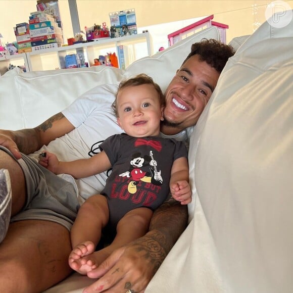 Philippe Coutinho estava com a família curtindo as férias no Brasil