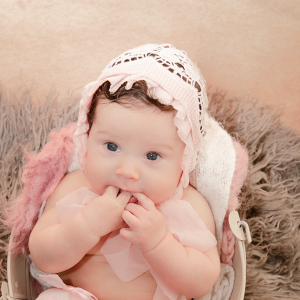 Zaya, filha de Hulk e Camila Ângelo, celebrou 3 meses com um ensaio temático