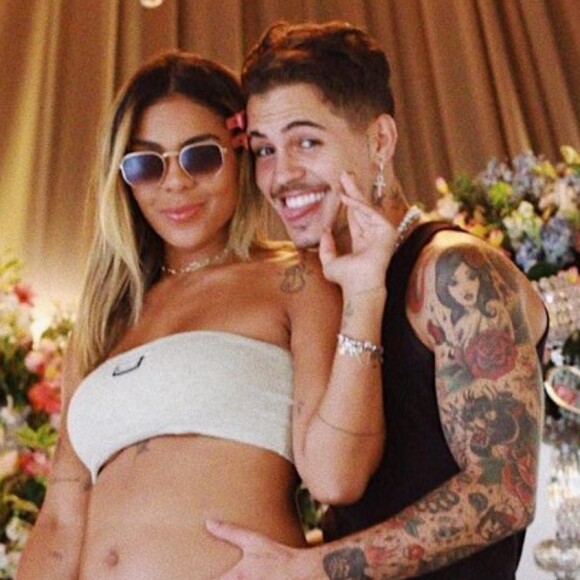 Biel anuncia chegada de filha com Tays Reis