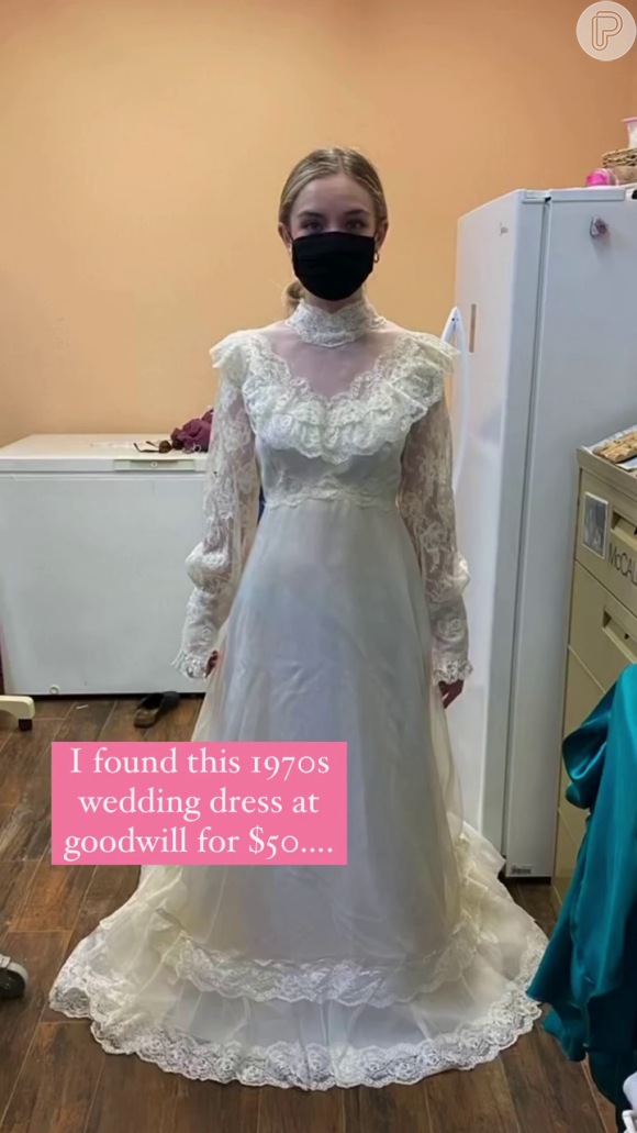 Vestido de noiva feito na década de 1970 virou peça moderna em vídeo viral no Instagram