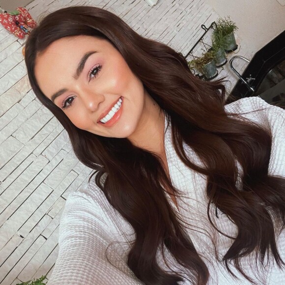 Naiara Azevedo fala sobre Viny após entrevista de Ex-BBB Eslovênia