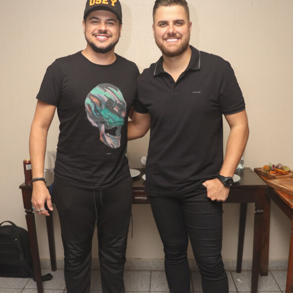 Zé Neto e Cristiano doaram R$ 500 mil por um show em São José do Rio Preto, no interior de São Paulo, ao hospital Santa Casa de Misericórdia