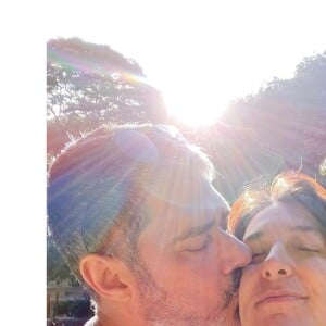 Foto de Natasha Dantas e William Bonner rendeu diversos desejos de melhoras ao casal