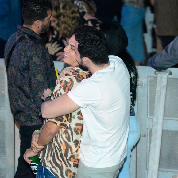 Silvero Pereira e Socrátes curtiram o show de Pitty na plateia