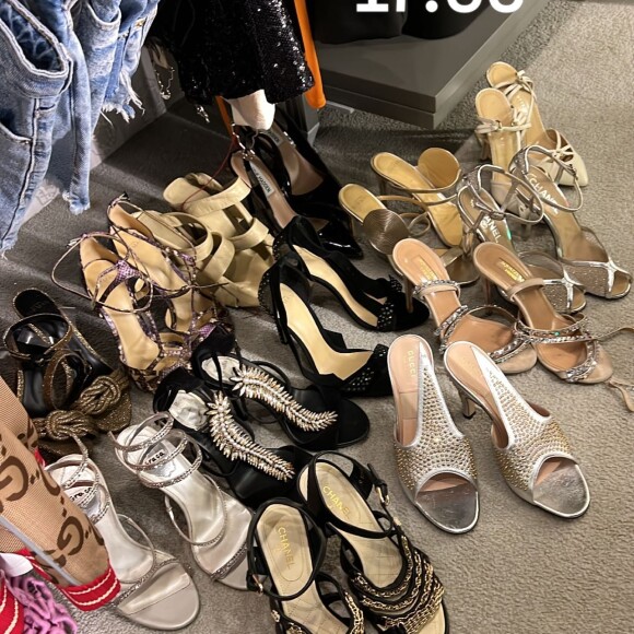 Gkay separou vários sapatos de luxo para colocar à venda