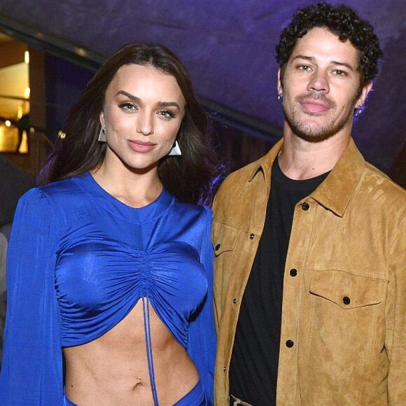 Rafa Kalimann e José Loreto assumiram o relacionamento!