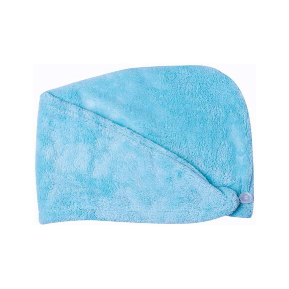 Na hora de finalizar o cabelo cacheado, invista na toalha para cabelo acqua, Océane
