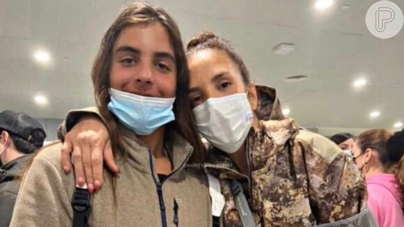 Ivete Sangalo se acidentou enquanto esquiava com o filho, Marcelo