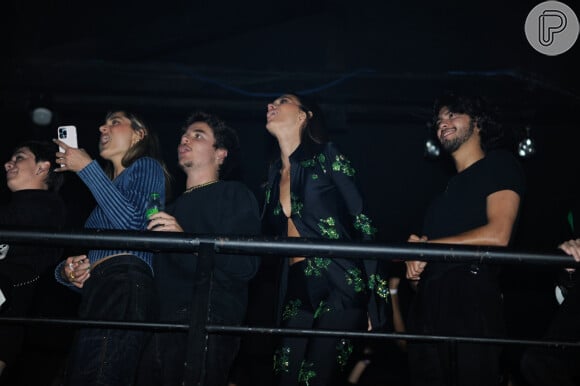 Bruna Marquezine e Xolo Maridueña foram a show de Priscilla Alcântara em São Paulo com Sasha Meneghel e João Figueiredo