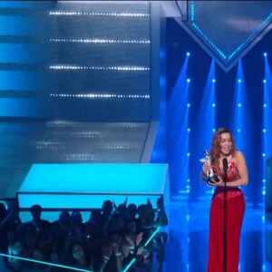 Anitta foi ovacionada pela plateia do VMAs