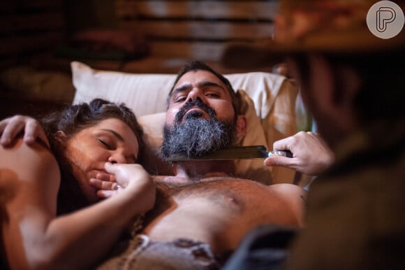 Estuprado por Tenório, Alcides não revela vingança cruel do vilão para Maria Bruaca, na novela 'Pantanal'
