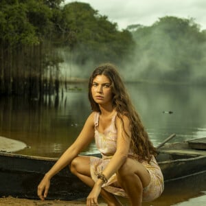 Reta final da novela 'Pantanal' mostra Juma (Alanis Guillen) dando à luz pela primeira vez