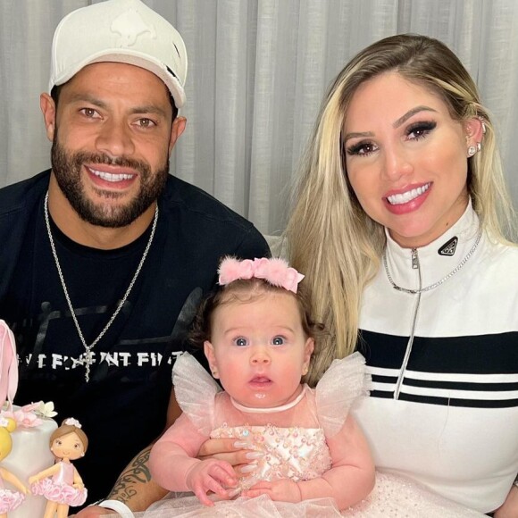 Hulk e Camila Ângelo estão juntos há dois anos