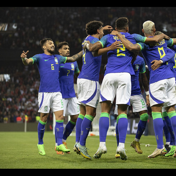 Jogo teve algumas brigas entre os jogadores do Brasil e da Tunísia