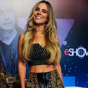 Wanessa Camargo anunciou o fim do casamento com o pai dos seus dois filhos