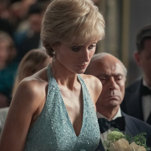 'The Crown' vai ter a atriz australiana Elizabeth Debicki na pele de Princesa Diana na quinta temporada 5