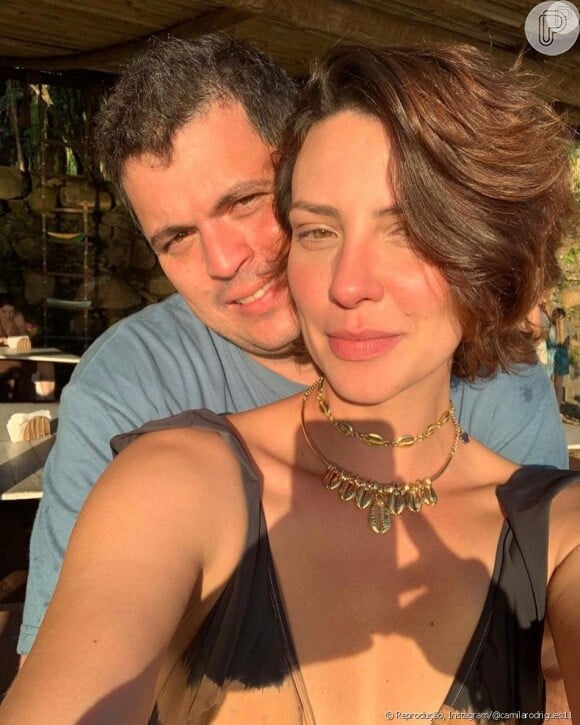 Camila Rodrigues tem noivado discreto com Vinicius Campanario