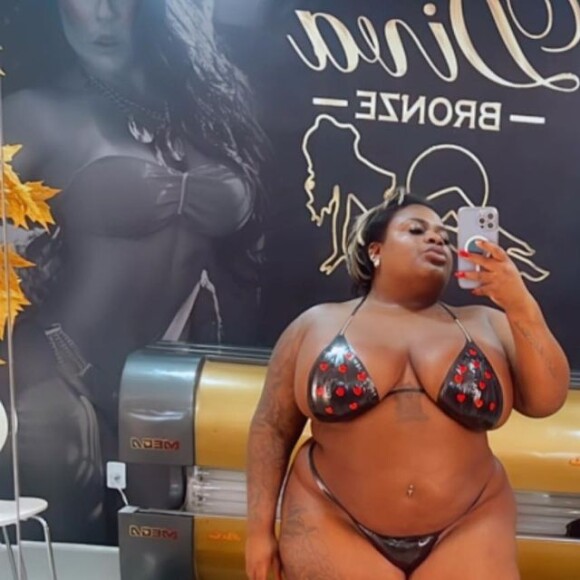 De biquíni, Jojo Todynho exibiu corpo em rede social