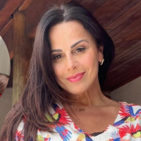 Viviane Araujo sincerona: atriz desromantiza maternidade após nascimento do filho e inspira mulheres