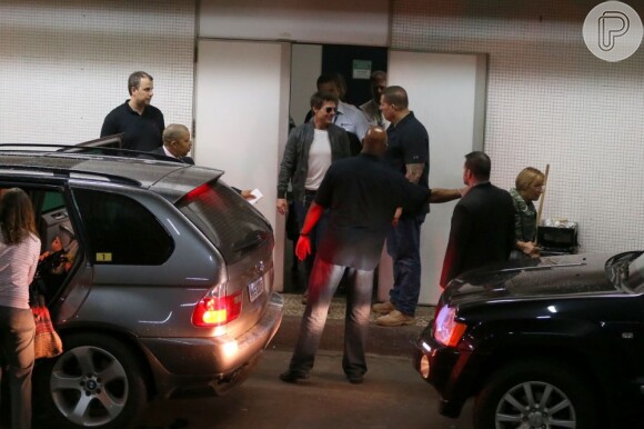 Tom Cruise chega ao Brasil, em 27 de março de 2013