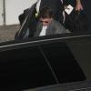 Tom Cruise entra no carro