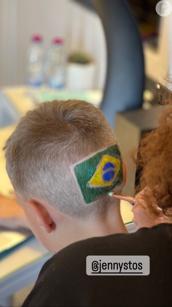Filho de Neymar, Davi Lucca agora tem a bandeira do Brasil pintada na nuca