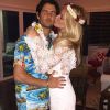 Fiorella Mattheis comemora o Réveillon com o namorado, Alexandre Pato, e família no Havaí