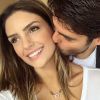 Carol Celico e Kaká anunciaram a retomada do casamento com uma foto