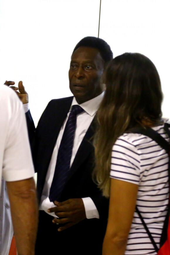 Pelé ganhou o apelido por não conseguir pronunciar o nome Dilé, de goleiro de time da cidade de São Lourenço-MG
