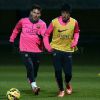 Neymar e Lionel Messi fizeram treino no Barcelona. Atacante brasileiro ainda ostentava visual com a barba branca