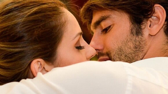 Carol Celico e Kaká comemoram nove anos de casamento: 'Bodas de porcelana'
