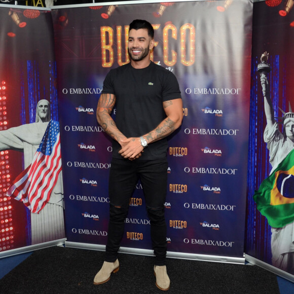 Gusttavo Lima tomou atitude durante show em Fortaleza no sábado, 31 de dezembro de 2022