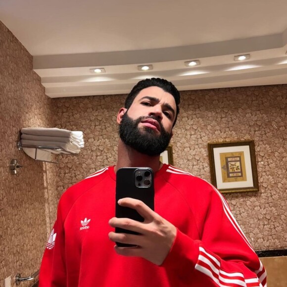 Gusttavo Lima: jornal O Tempo afirma que o show que o cantor faria em Crateús, no Ceará, foi cancelado por conta da confusão com a fã