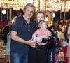 Filha de Edson Celulari e Karin Roepke, Chiara foi ao circo com os pais na Zona Sul do Rio de Janeiro