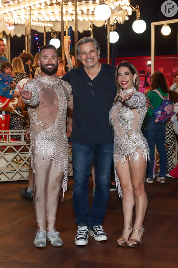 Os irmãos Diego e Daniele Hypólito foram prestigados por Edson Celulari em circo no Rio de Janeiro