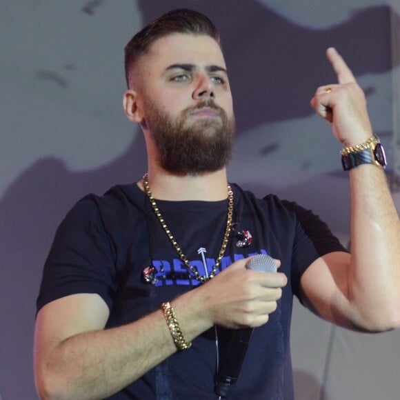 Zé Neto fez sua primeira tatuagem aos 32 anos de idade