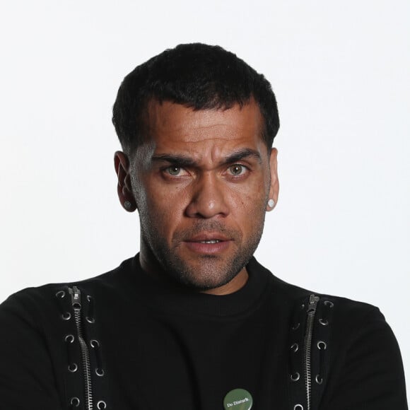 Daniel Alves pediu para o número de visitas ser limitado