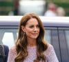 Kate Middleton estava com os fios em tom mais iluminado de castanho