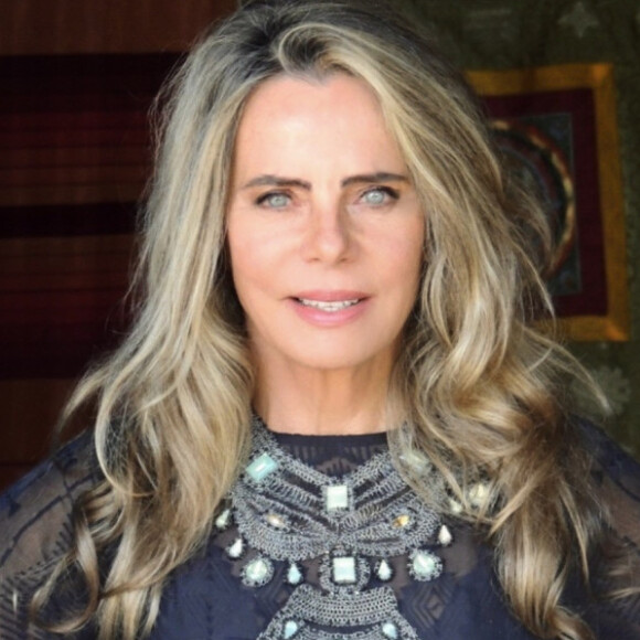 Fãs de Bruna Lombardi querem descobrir o segredo da beleza da atriz