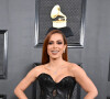 O vestido preto de Anitta no Grammy 2023 foi destaque no tapete vermelho da premiação