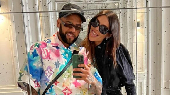 Daniel Alves e Joana Sanz fazem acordo para jogador não se prejudicar mais em denúncia, diz jornal