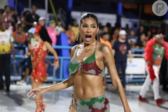 Carnaval 2023: Pocah elegeu um look com as cores da Grande Rio