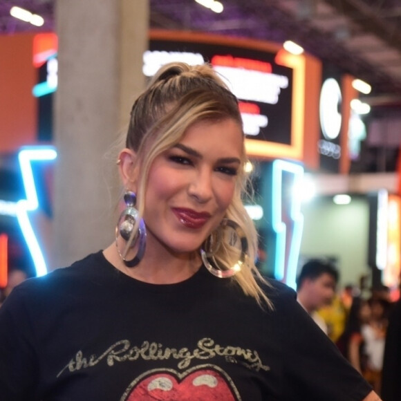 Lorena Improta fez um pronunciamento nas redes sociais para expor o assédio que Léo Santana vem sofrendo nos últimos