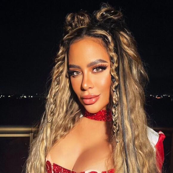 Rafaella Santos não pôde estar presente nos ensaios do Salgueiro por causa de uma lipoaspiração