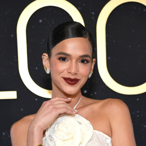 Bruna Marquezine é considerada um ícone fashion brasileiro