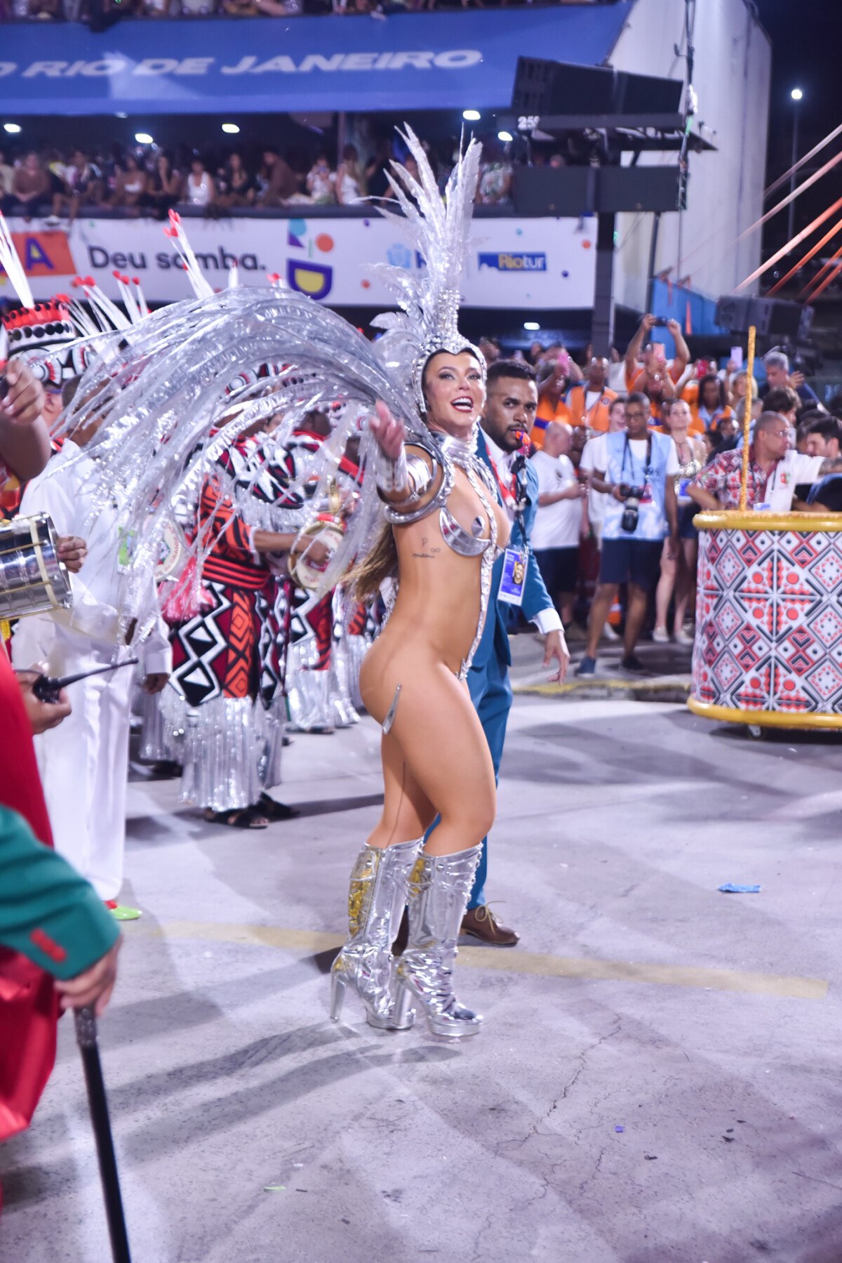 Foto: Paolla Oliveira valoriza liberdade no Carnaval e aposta em fantasia  ousada - Purepeople