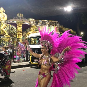 Look de Mulher Melão custou R$ 150 mil