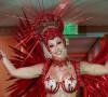 Carnaval 2023: rainha de bateria da X-9 Paulistana, Ingrid Mantovani usou uma fantasia all red avaliada em R$ 50 mil
